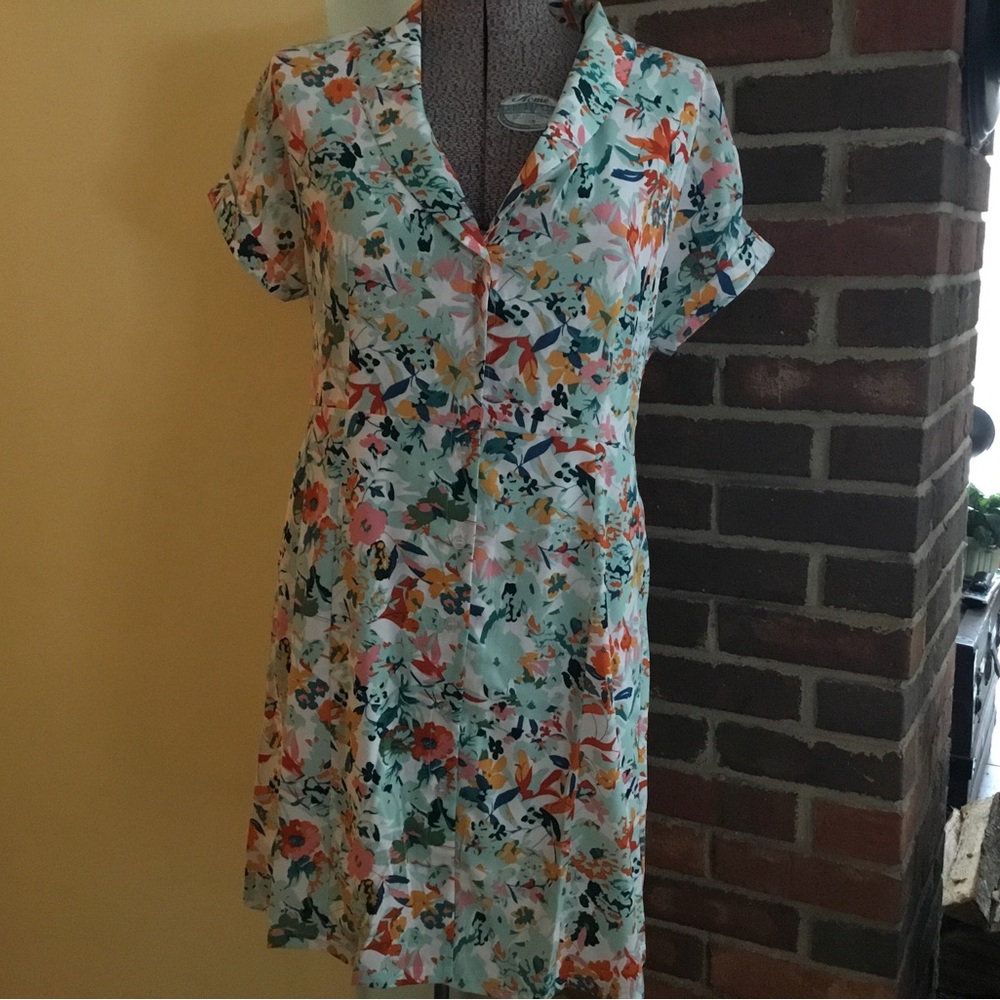Welcome Spring Floral Short Dress NWT